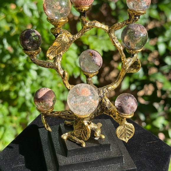 Artistic brass sphere holder with 9 garden quartz spheres. - Picture 4 of 4